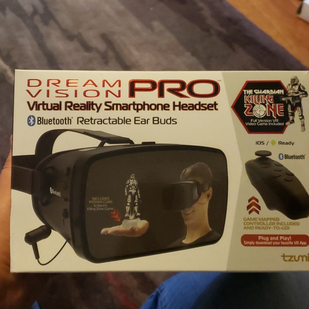 Tzumi Dreamvision Pro VR headset